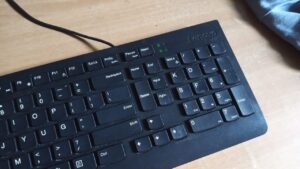 What is the meaning of lights on computer keyboard